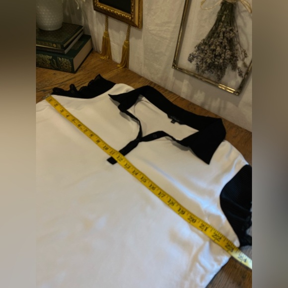 BLUE IDENTITY – Black & White Contrast Blouse – Size XL - Picture 8 of 9